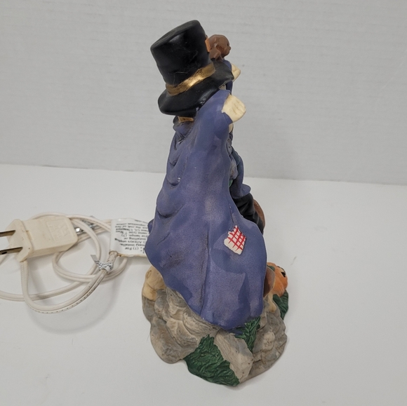 Vintage Lighted Halloween Troll with Skulls Ceramic Excellent - Picture 6 of 15